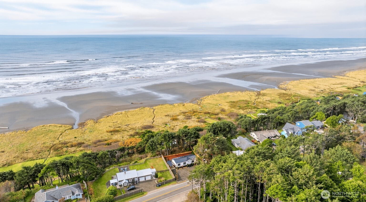 47295 State Route 109 Moclips, WA 98562 - Photo 38 of 40 a view of an ocean and beach