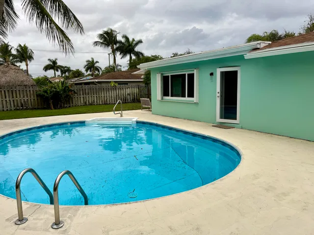 $4,800 | 2631 Southwest 4th Street, Boynton Beach, FL 33435