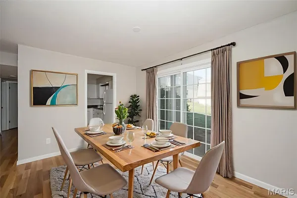 $139,000 | 4353 Chateau De Ville Drive, Unit B, St. Louis, MO 63129