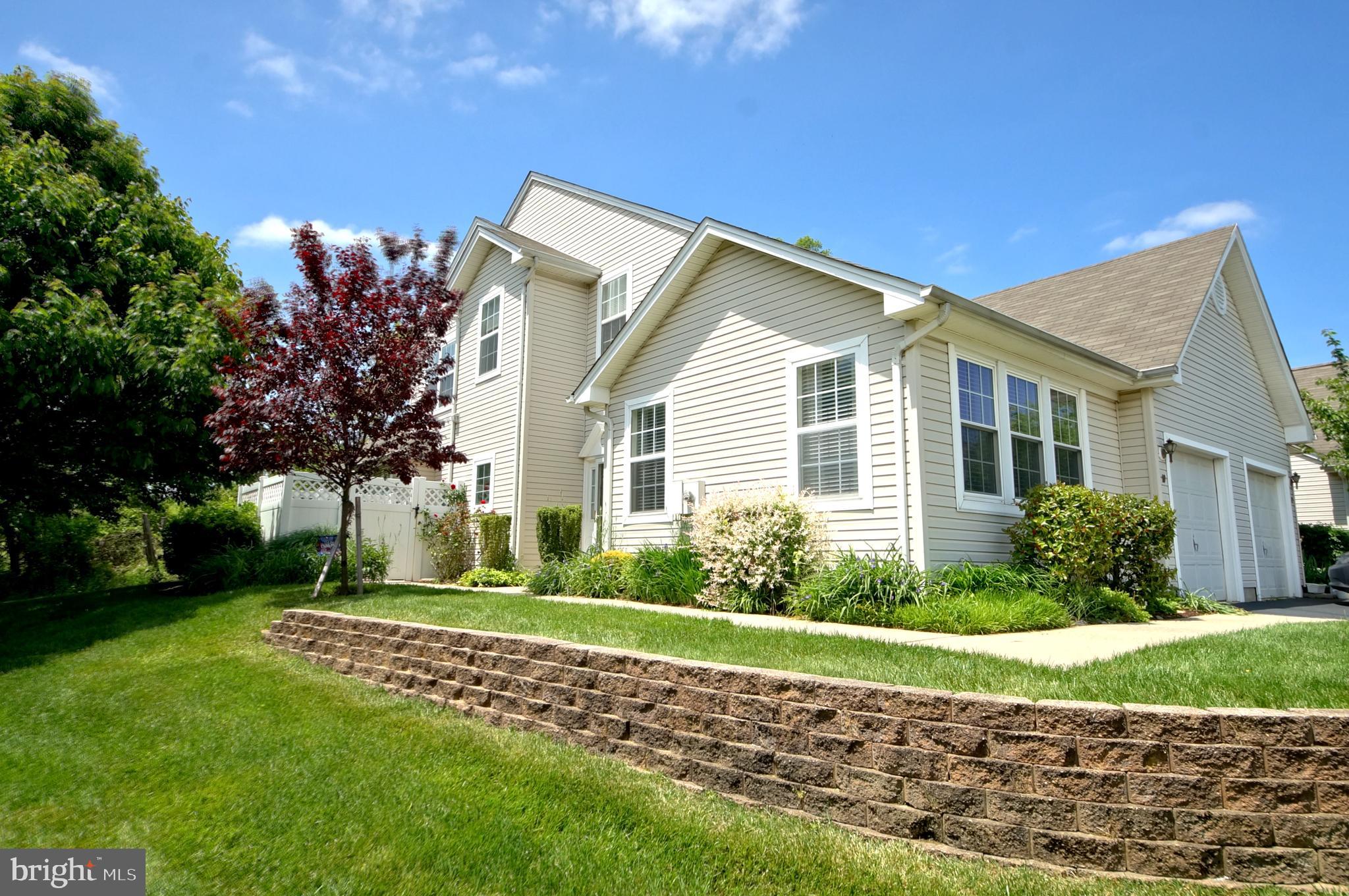 10 Fallview Court Hamilton, NJ 08690 - Photo 1 of 45 Gallery Image 1