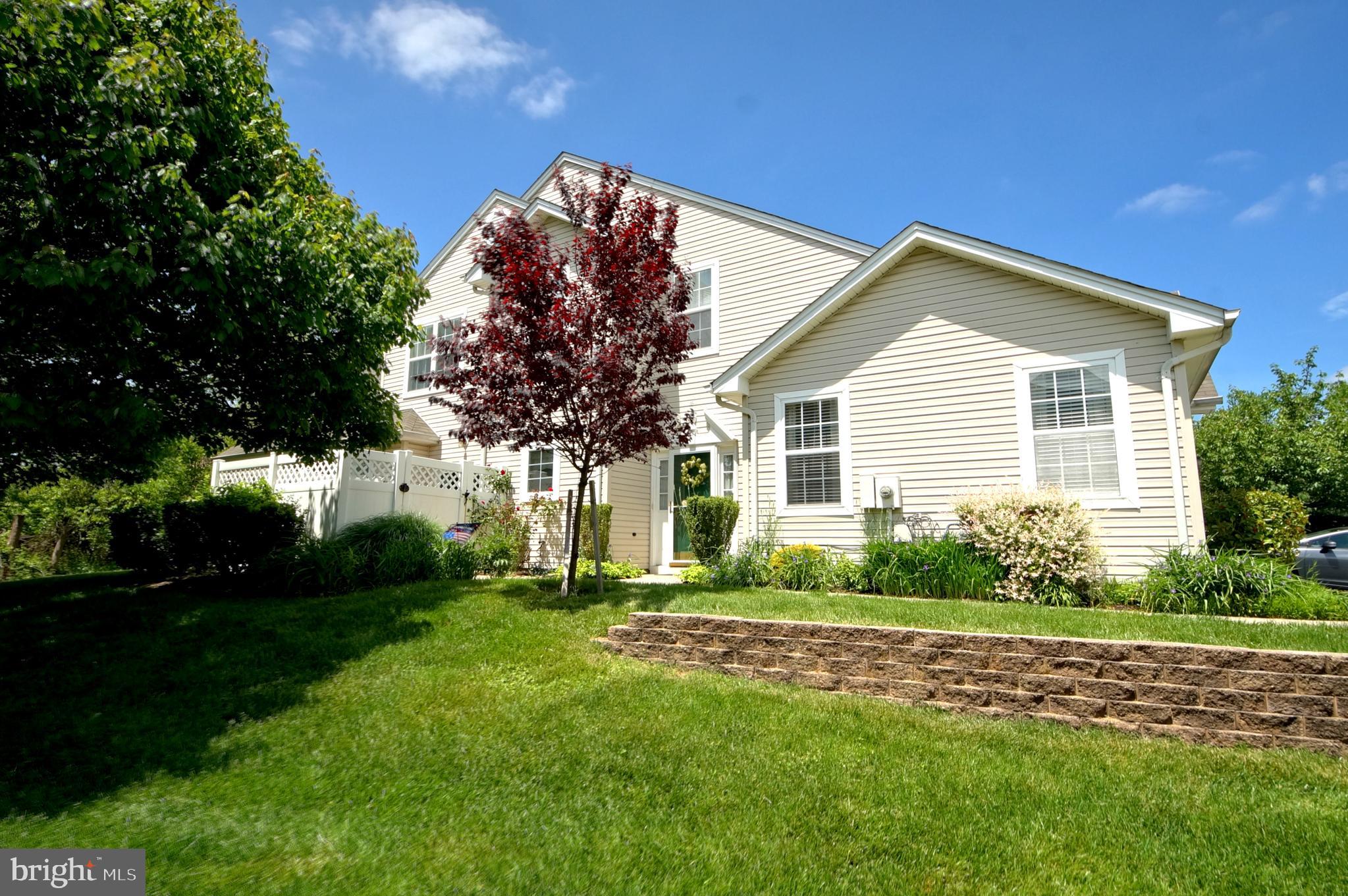 10 Fallview Court Hamilton, NJ 08690 - Photo 3 of 45 Gallery Image 3