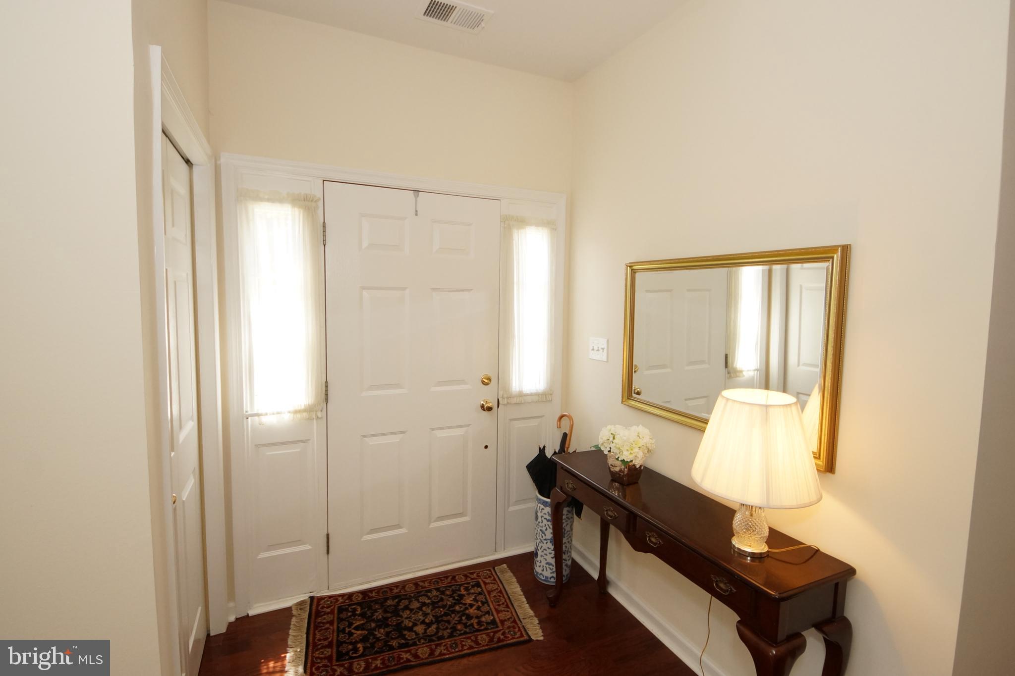10 Fallview Court Hamilton, NJ 08690 - Photo 4 of 45 Gallery Image 4