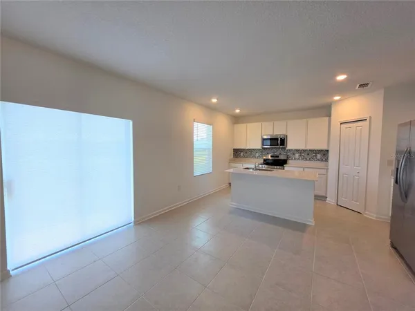 $2,840 | 5126 Magnolia Palm Drive, Daytona Beach, FL 32124