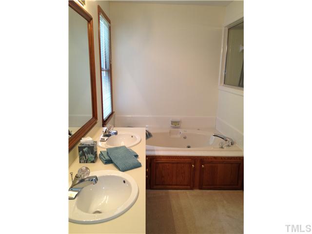 101 Ripley Court Cary, NC 27513 - Photo 13 of 23 Gallery Image 13