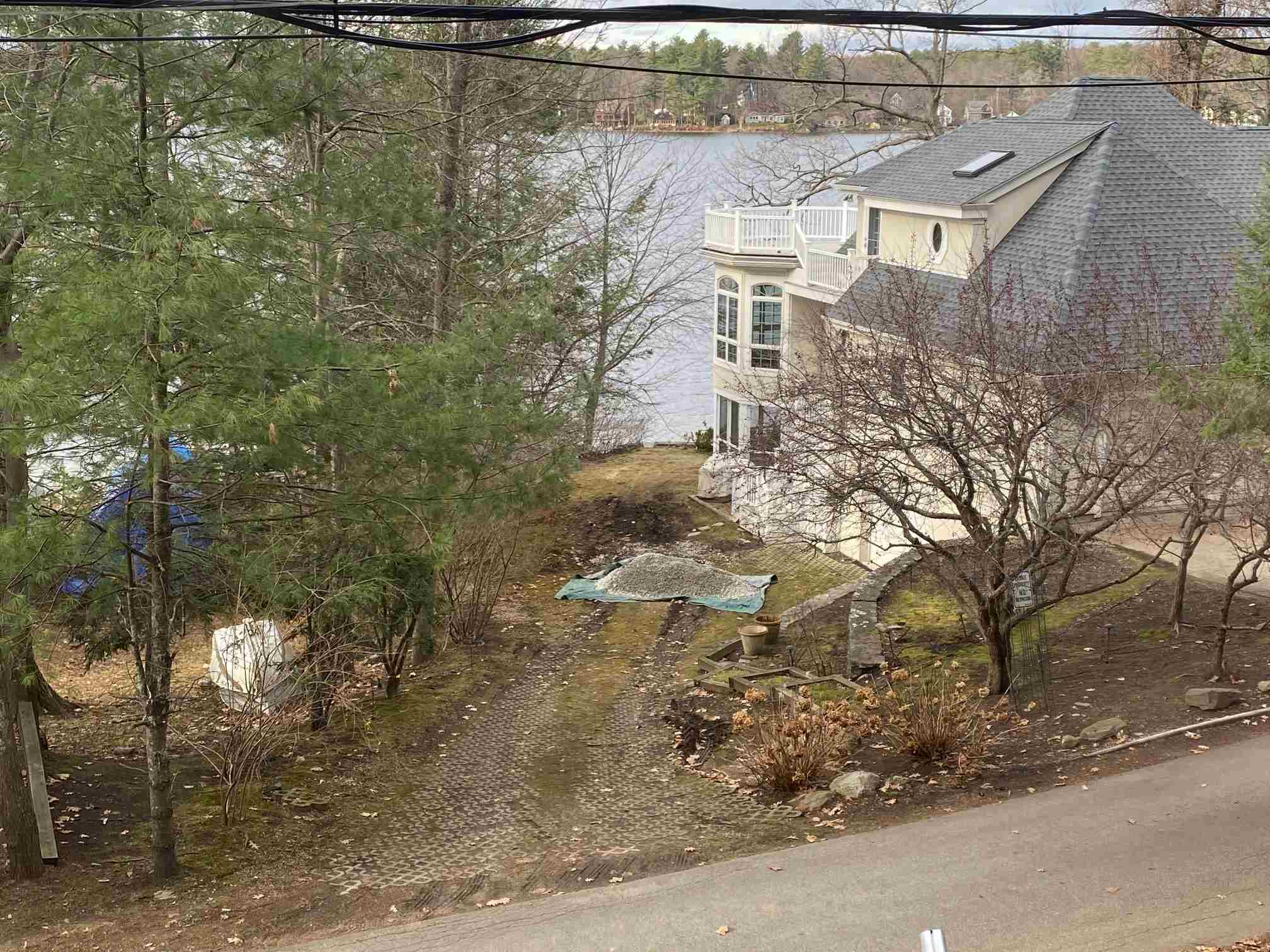 12 Farmer Road Windham, NH 03087 - Photo 2 of 23