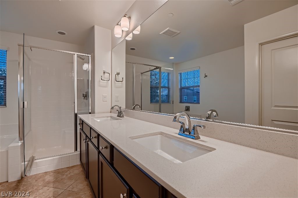 2596 Sable Ridge Street Henderson, NV 89044 - Photo 13 of 38 Gallery Image 13