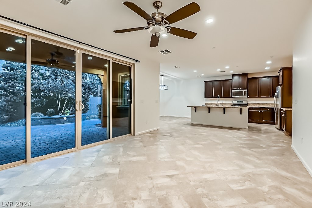 2596 Sable Ridge Street Henderson, NV 89044 - Photo 5 of 38 Gallery Image 5