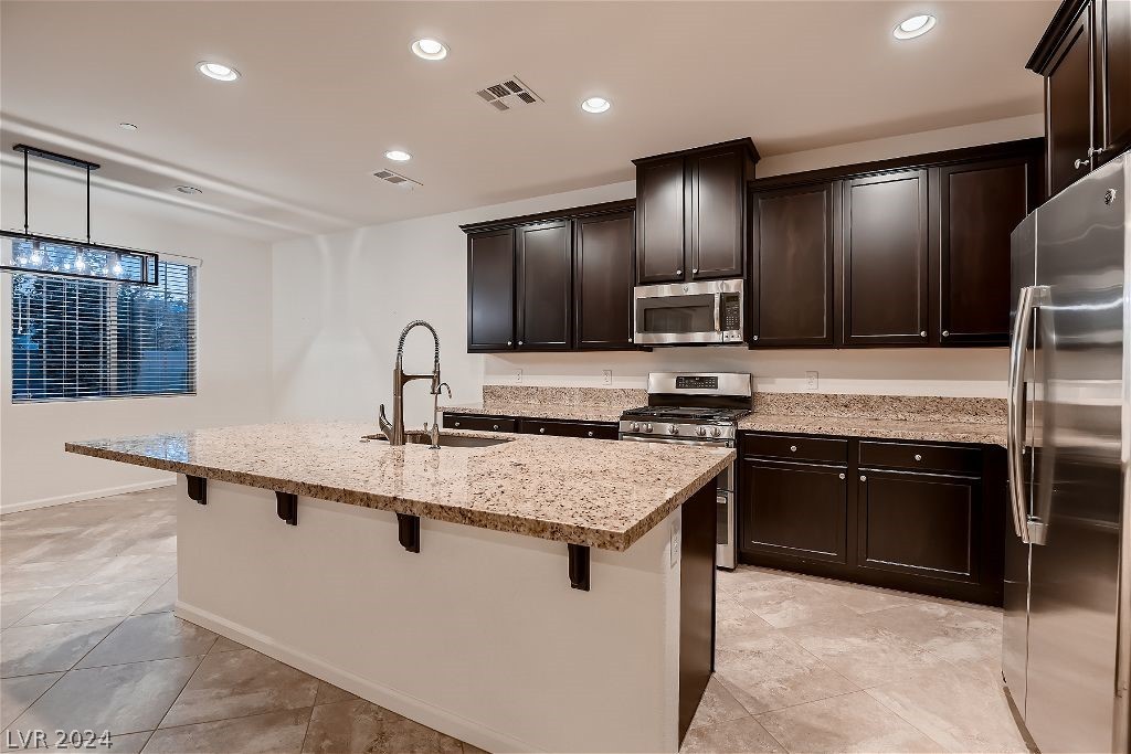 2596 Sable Ridge Street Henderson, NV 89044 - Photo 7 of 38 Gallery Image 7