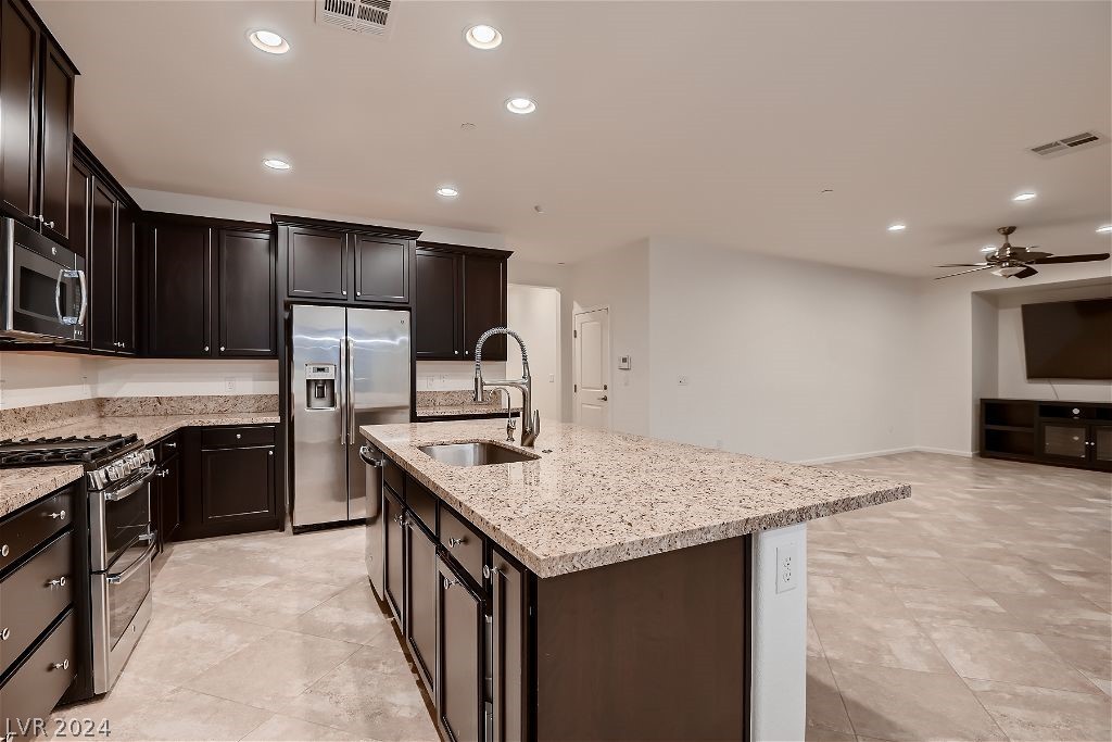 2596 Sable Ridge Street Henderson, NV 89044 - Photo 9 of 38 Gallery Image 9