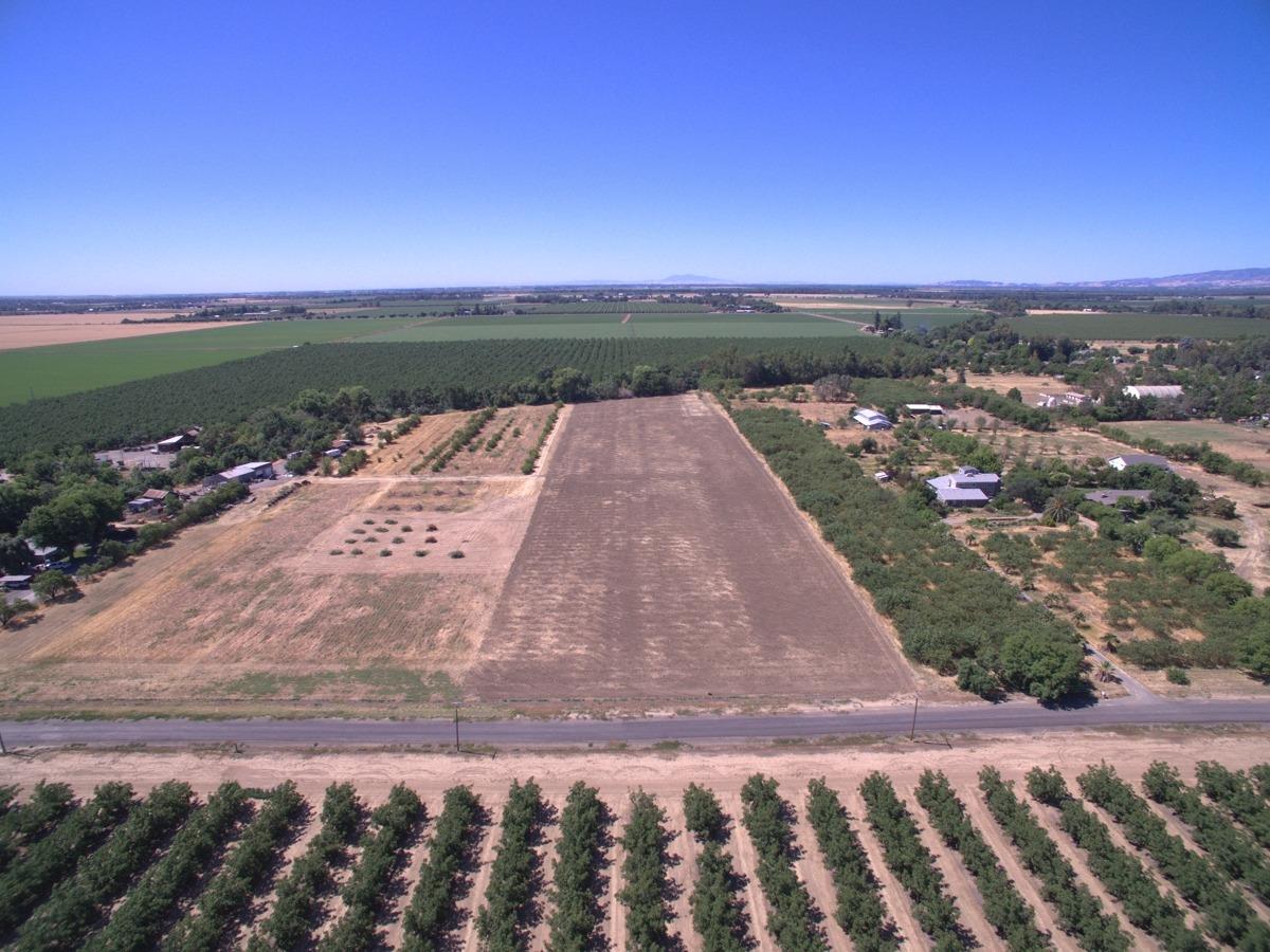 0 County Road 30 Davis, CA 95616 - Photo 3 of 15 a view of a yard with an ocean view