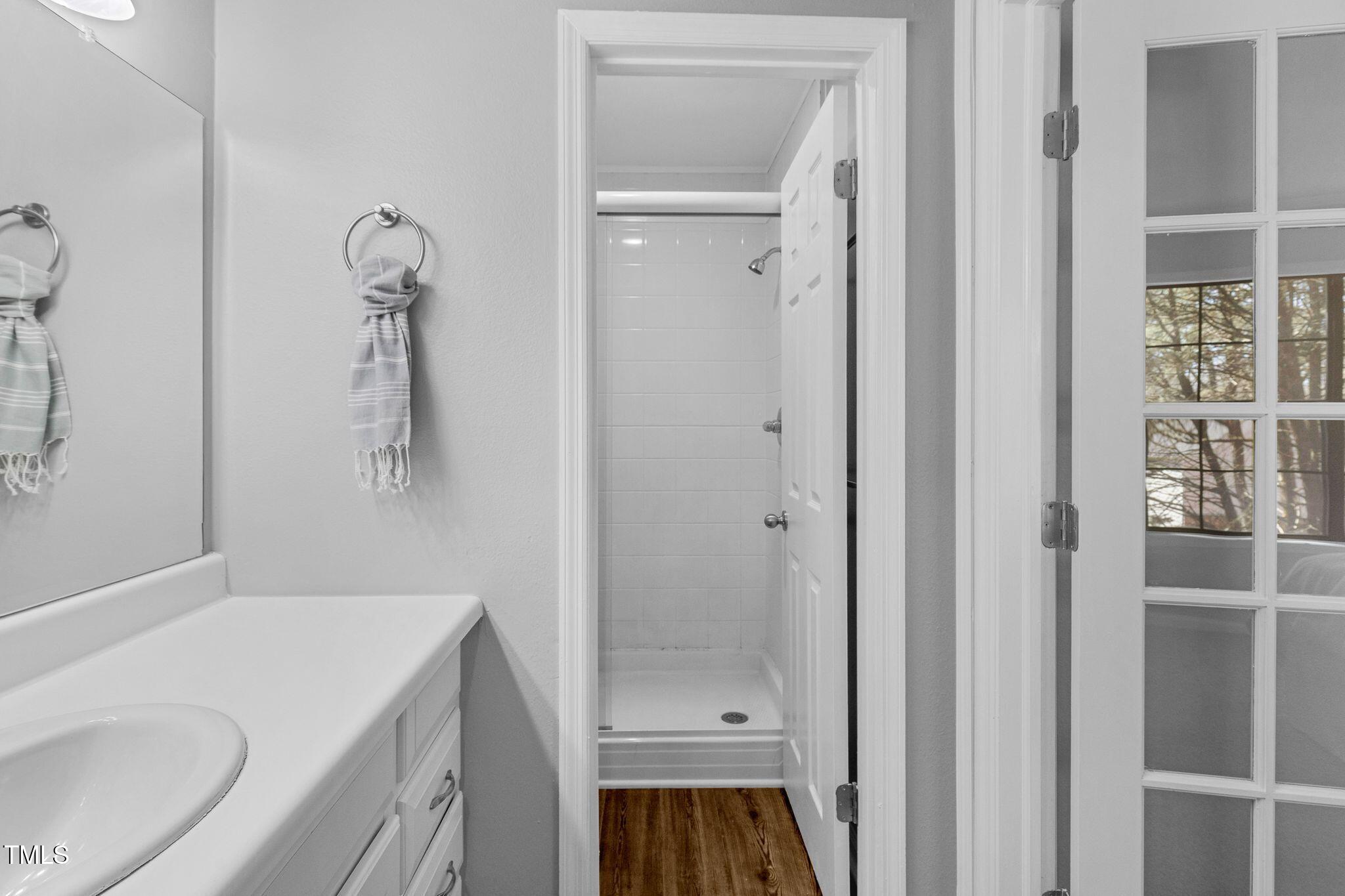 7706 Falcon Rest Circle Raleigh, NC 27615 - Photo 21 of 27 7706_Falcon_Rest_Cir_Raleigh_NC_27615_US