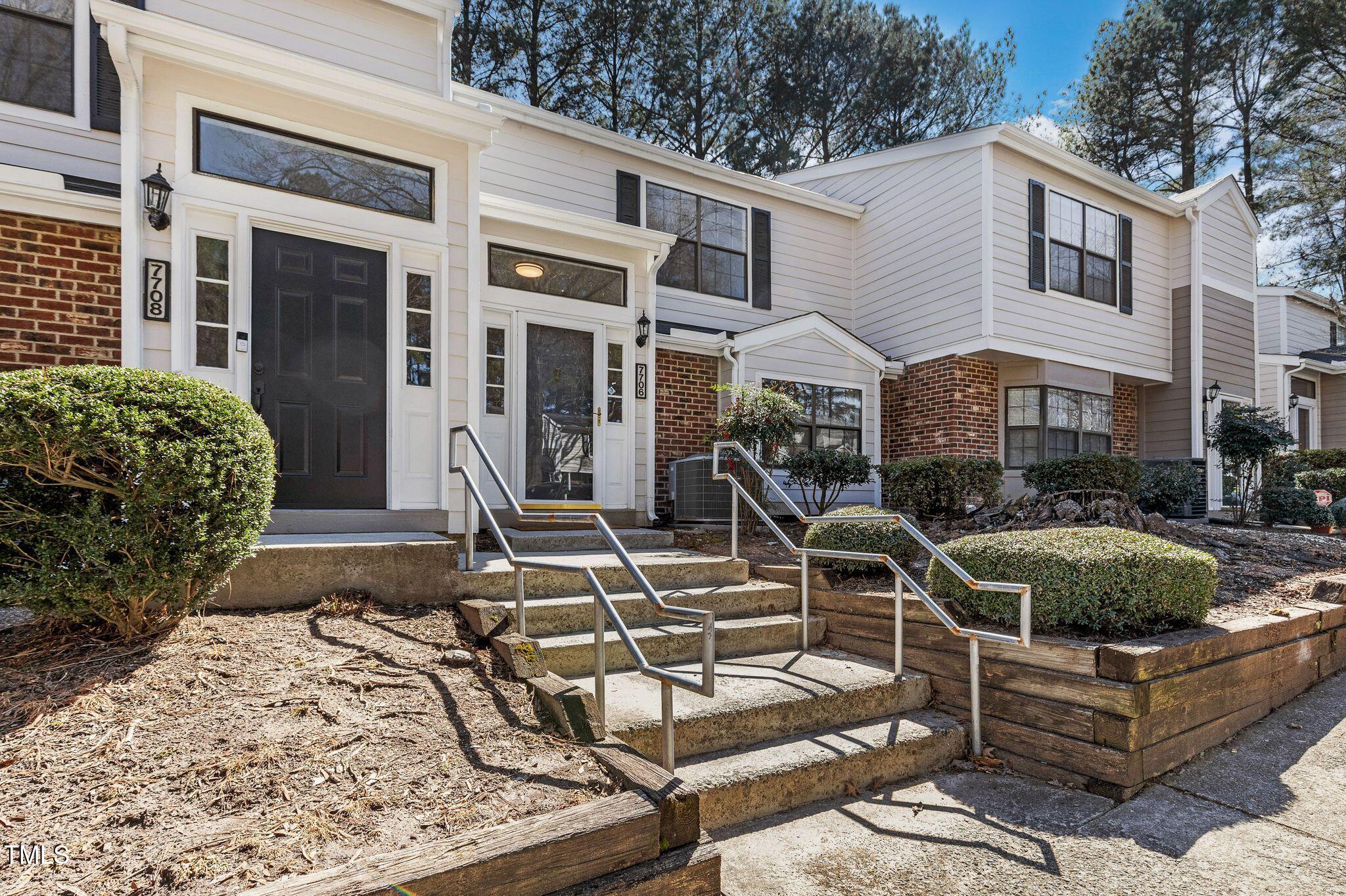 7706 Falcon Rest Circle Raleigh, NC 27615 - Photo 3 of 27 7706_Falcon_Rest_Cir_Raleigh_NC_27615_US