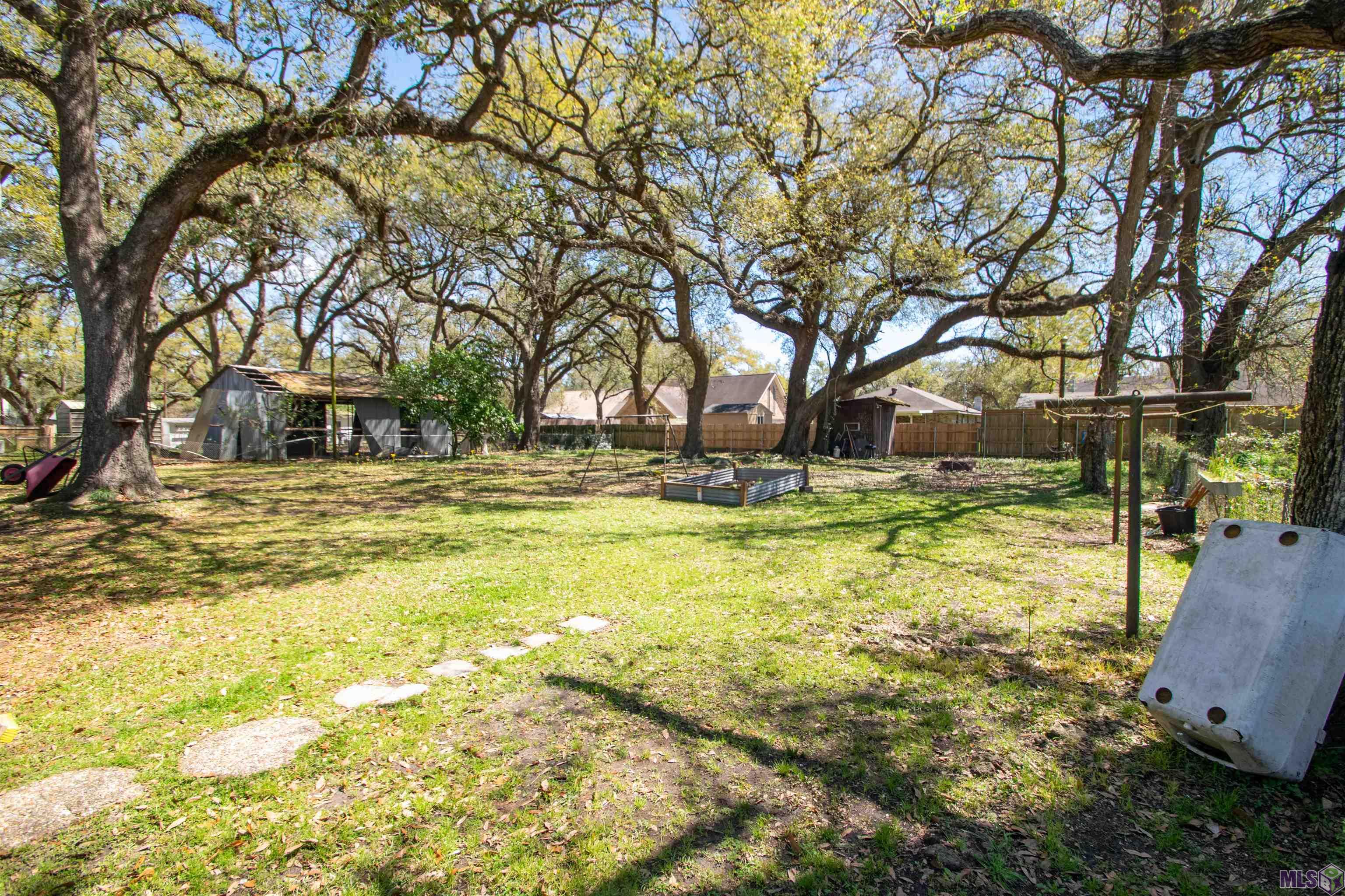 1028 Levee Road Morgan City, LA 70380 - Photo 23 of 25 Gallery Image 23