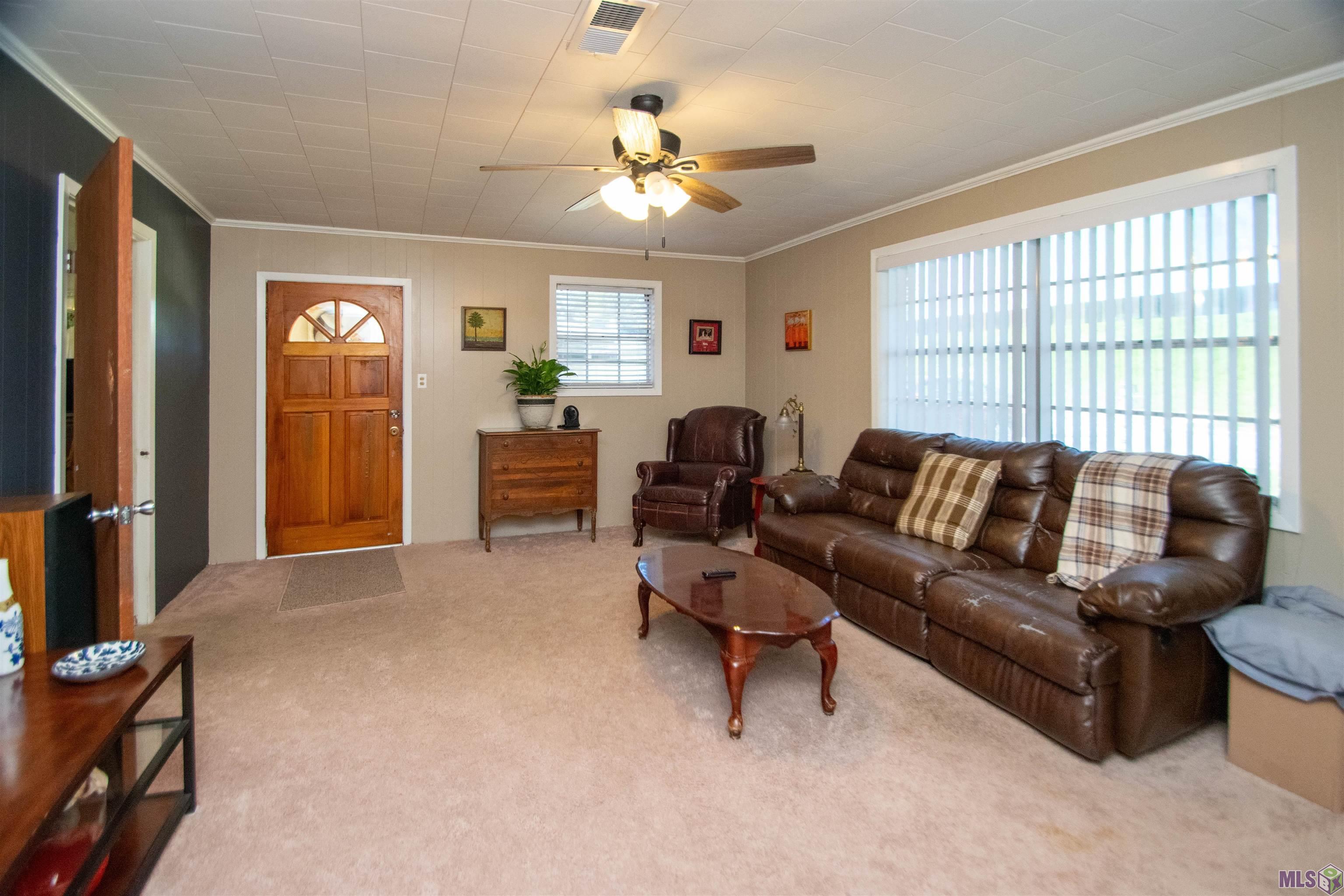 1028 Levee Road Morgan City, LA 70380 - Photo 4 of 25 Gallery Image 4