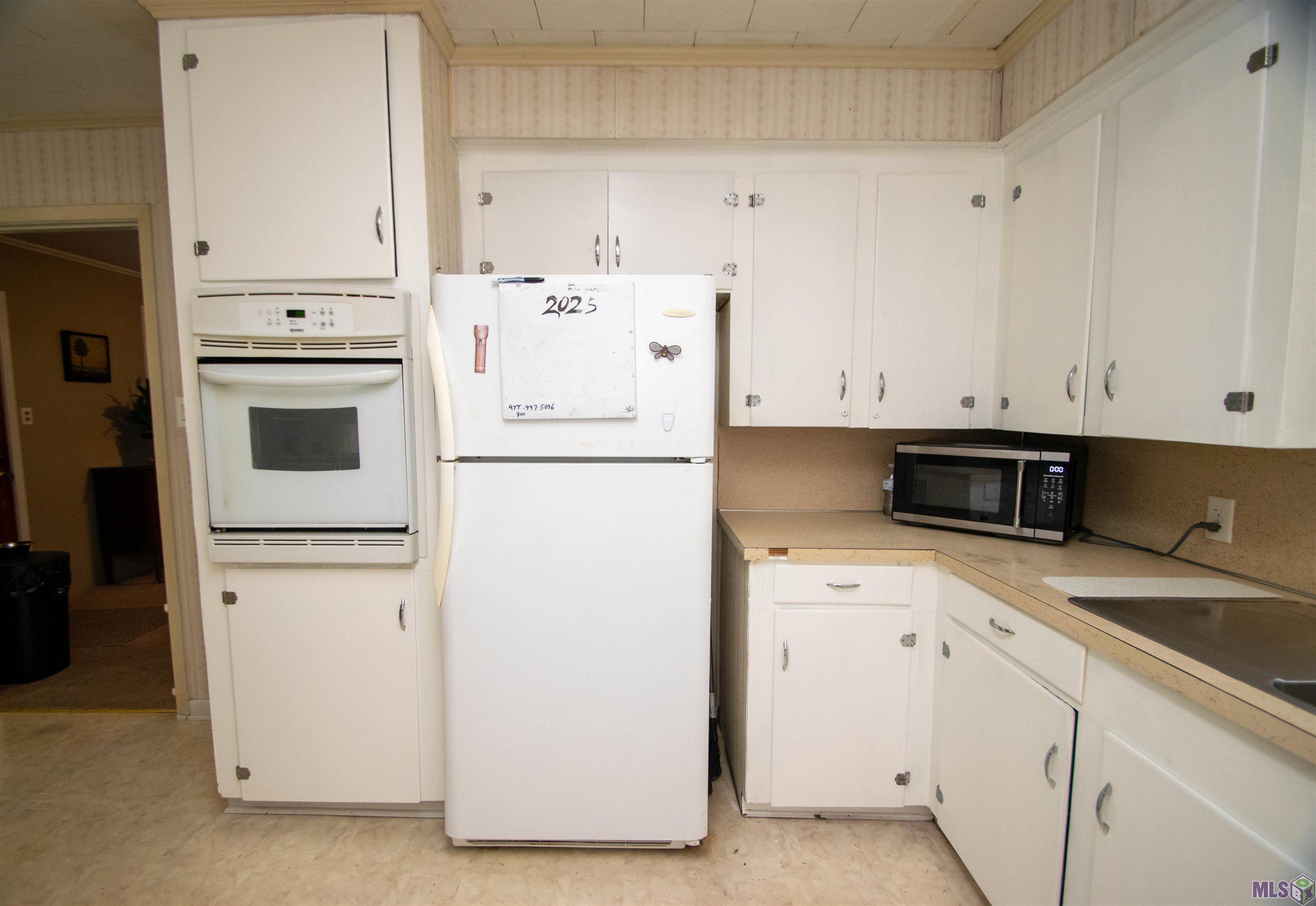 1028 Levee Road Morgan City, LA 70380 - Photo 6 of 25 Gallery Image 6
