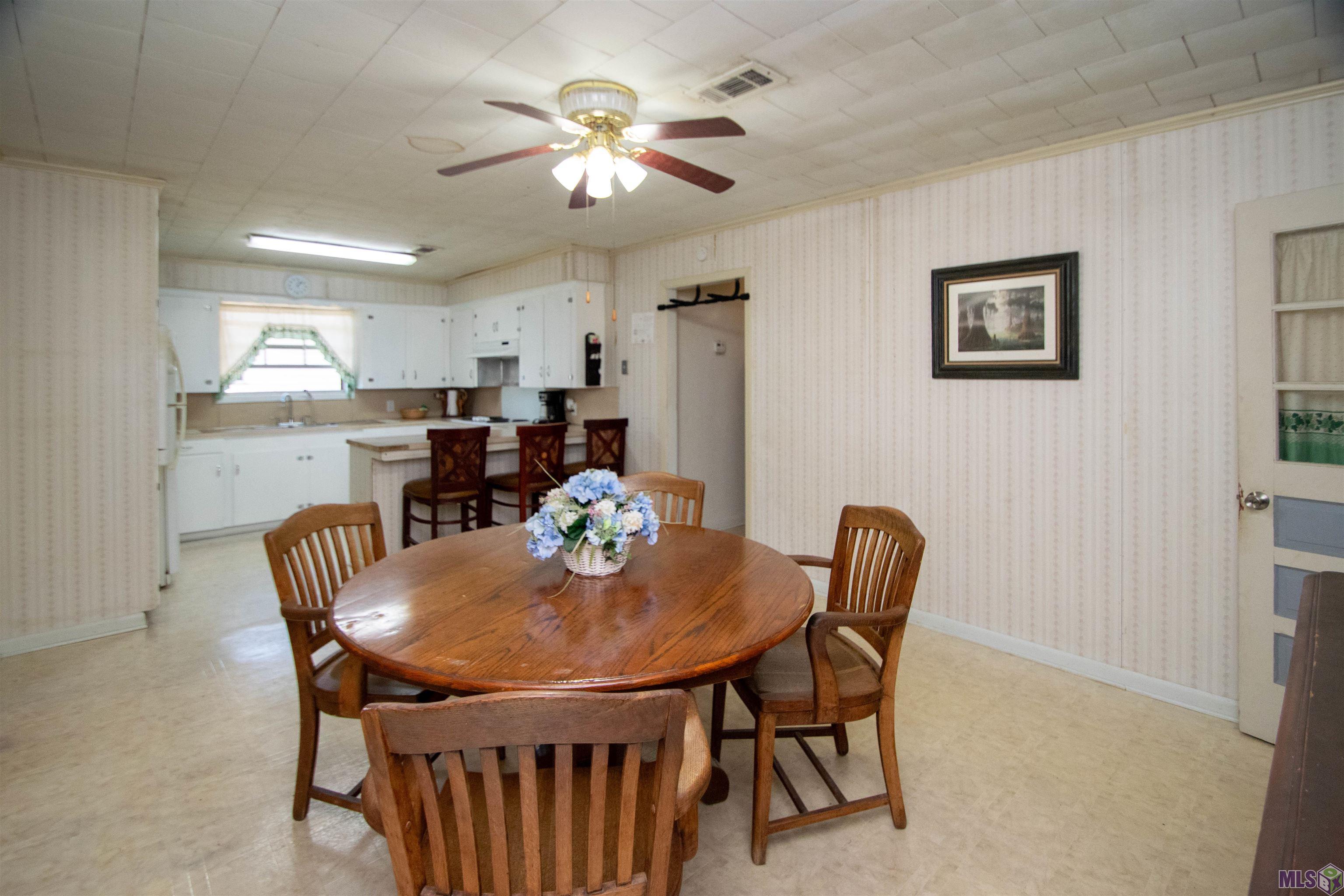 1028 Levee Road Morgan City, LA 70380 - Photo 10 of 25 Gallery Image 10