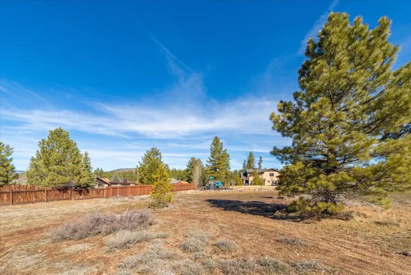 $240,000 | 10536 Courtenay Lane, Truckee, CA 96161