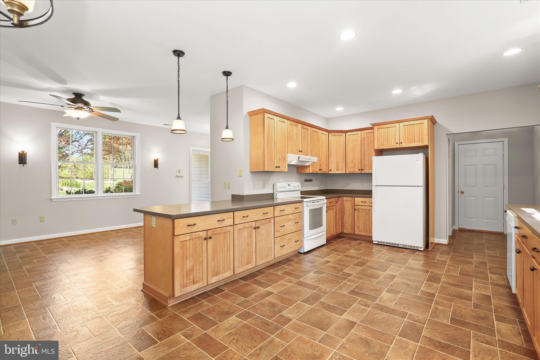 2616 Quebec School Road Middletown, MD 21769 - Photo 52 of 133 Eat-In Kitchen