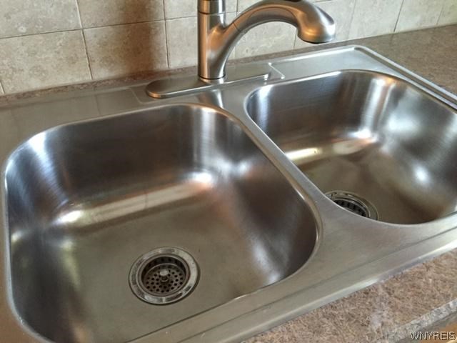 24 Willow Ridge Drive Amherst, NY 14228 - Photo 9 of 22