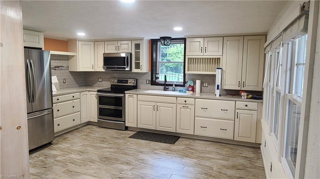 125 Mills Road Mount Airy, NC 27030 - Photo 22 of 43 Gallery Image 22