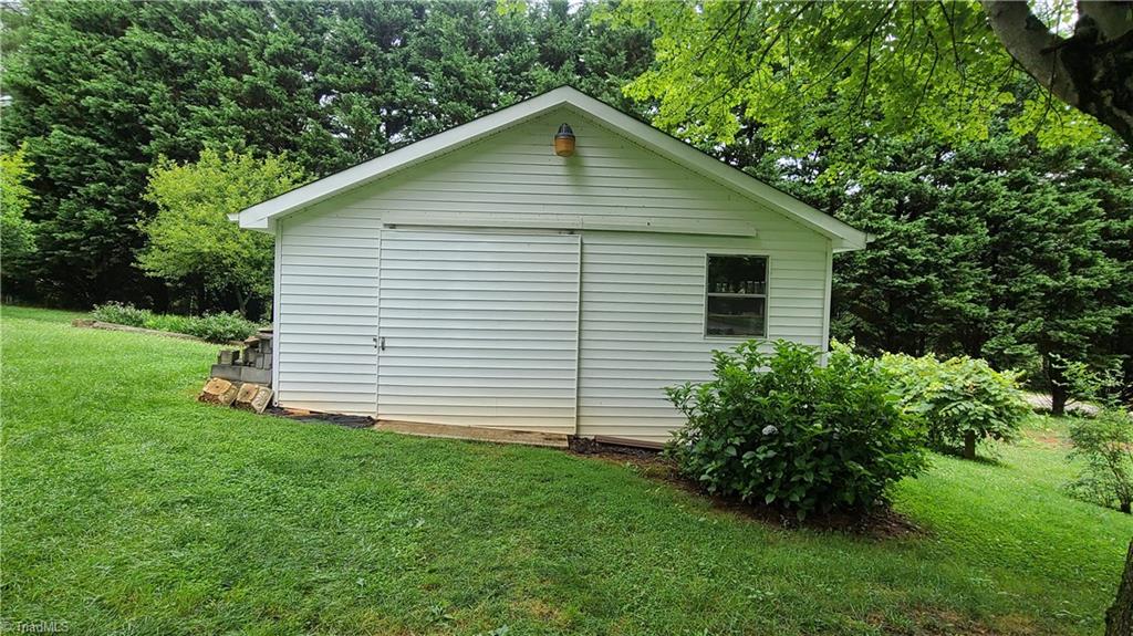 125 Mills Road Mount Airy, NC 27030 - Photo 7 of 43 Gallery Image 7
