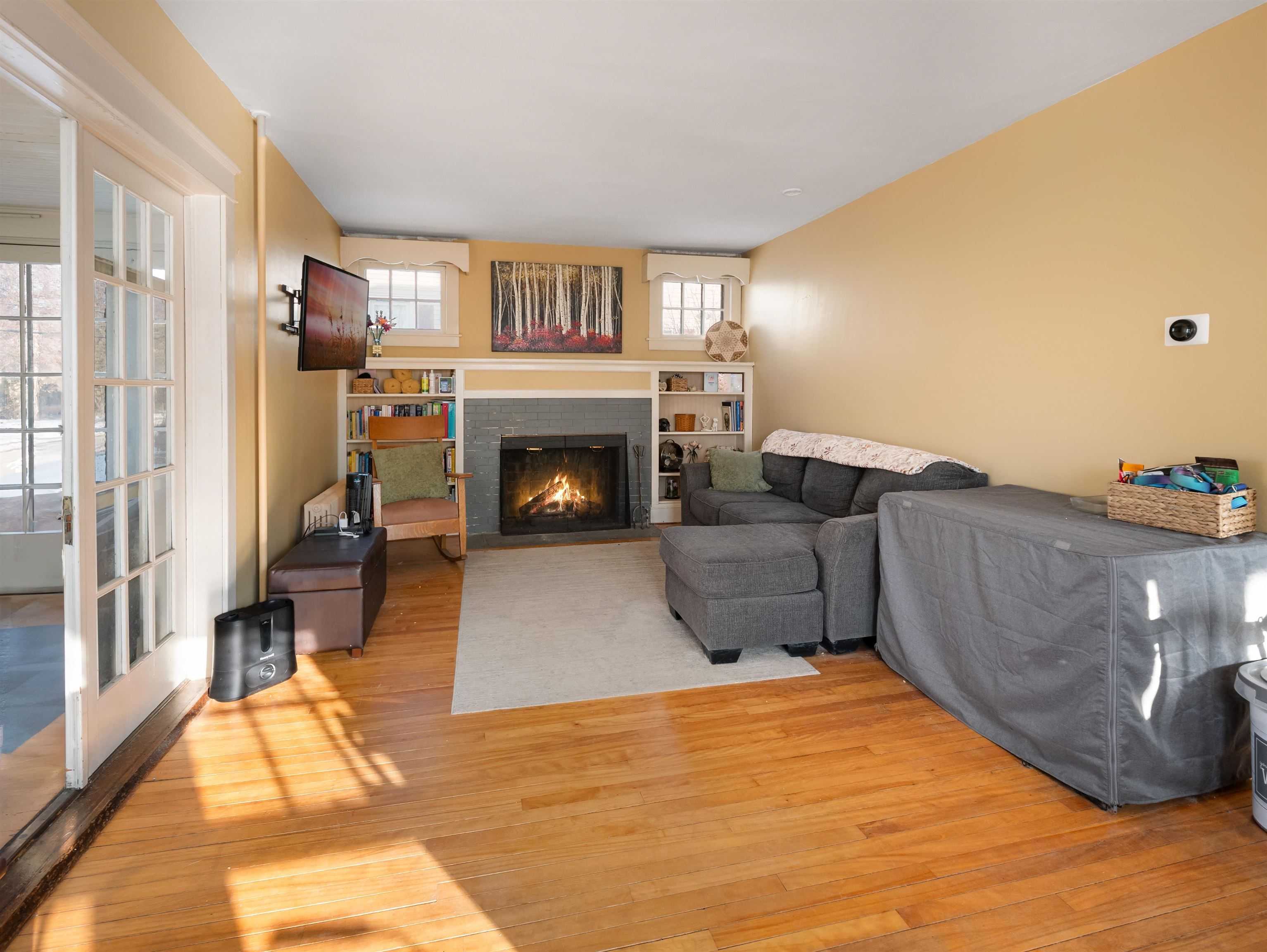 64 Bellevue Avenue Rutland, VT 05701 - Photo 2 of 23