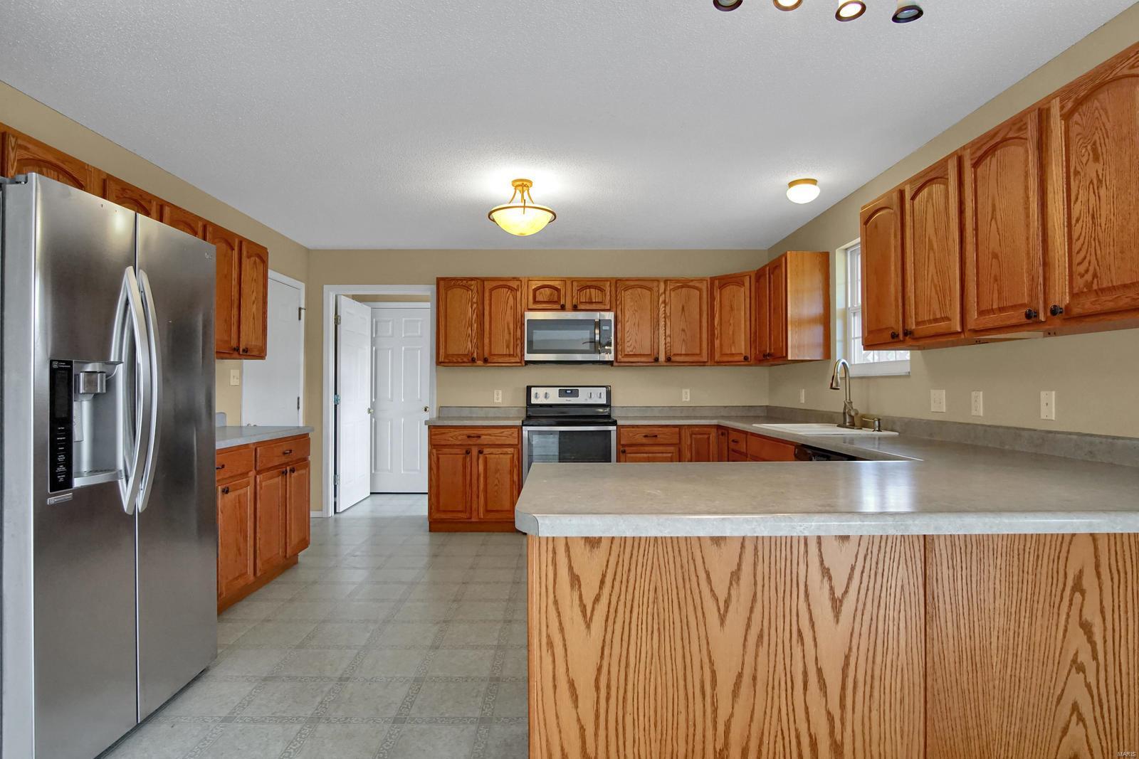 425 Wiegerstown Road O'Fallon, IL 62269 - Photo 11 of 34 Gallery Image 11