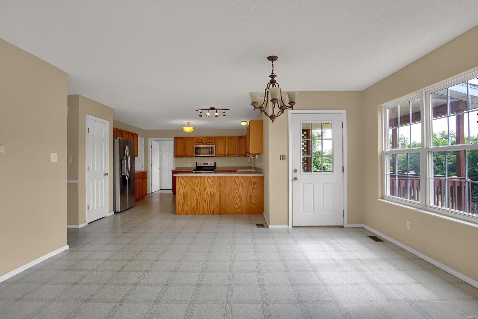 425 Wiegerstown Road O'Fallon, IL 62269 - Photo 10 of 34 Gallery Image 10