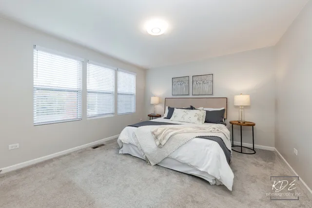 $569,000 | 2110 Weatherbee Lane, Naperville, IL 60563