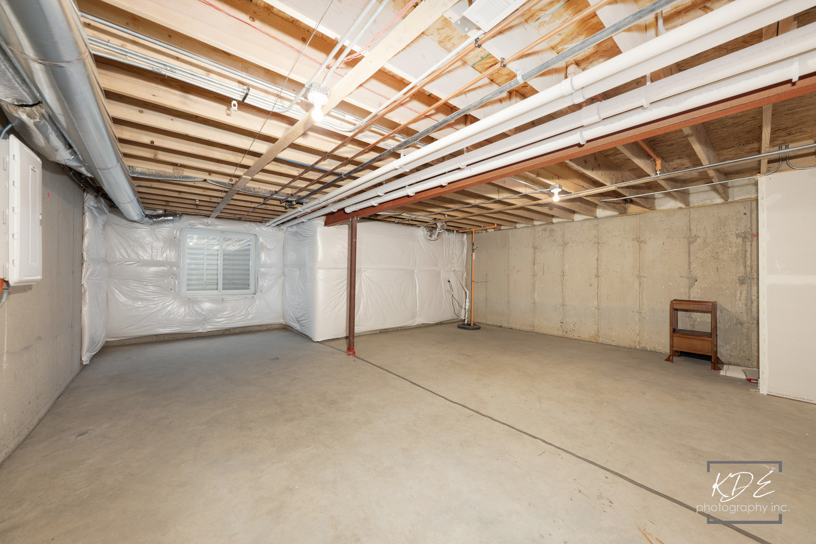 2110 Weatherbee Lane Naperville, IL 60563 - Photo 29 of 32 a view of an empty room