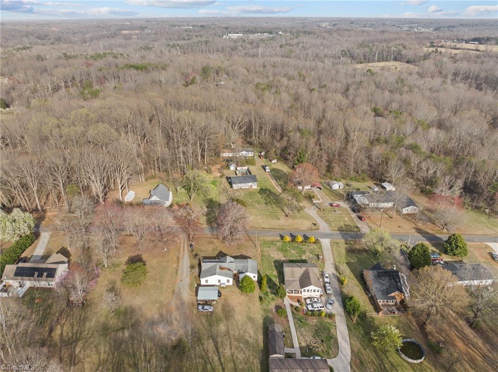 4133 Hubbard Road Winston-Salem, NC 27101 - Photo 14 of 15 Gallery Image 14
