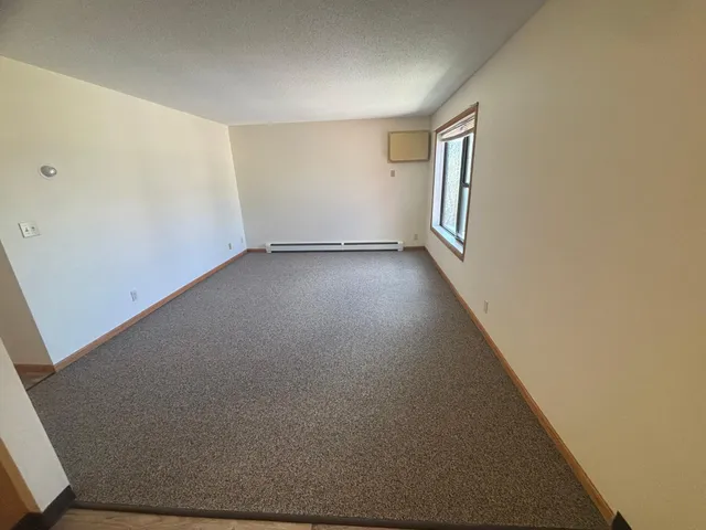 $972 | 720 Melody Lane, Fergus Falls, MN 56537