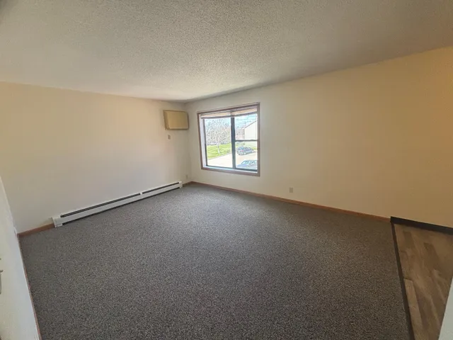 $972 | 720 Melody Lane, Fergus Falls, MN 56537