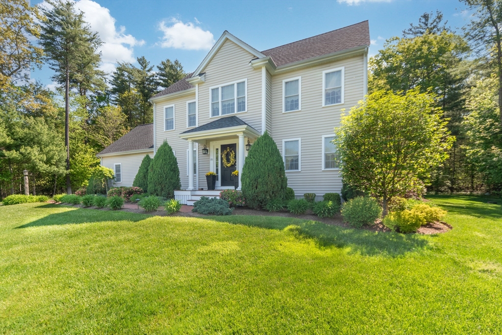 151 Princess Lane Raynham, MA 02767 - Photo 3 of 33
