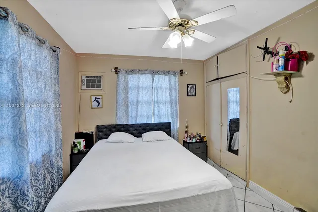 $570,000 | 6404 Evans Street, Hollywood, FL 33024