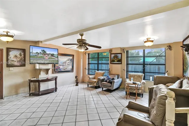 $570,000 | 6404 Evans Street, Hollywood, FL 33024