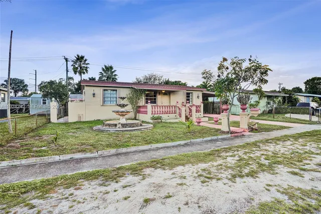 $570,000 | 6404 Evans Street, Hollywood, FL 33024
