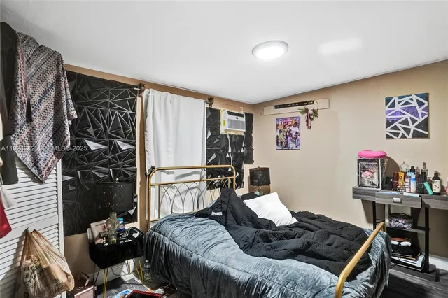 $570,000 | 6404 Evans Street, Hollywood, FL 33024