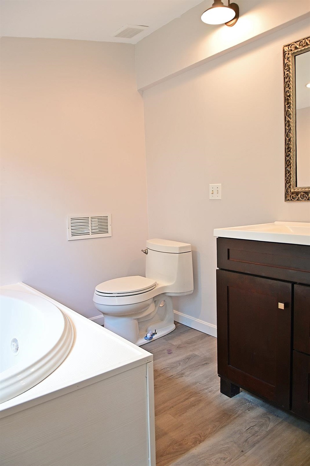 97 Middle Route Belmont, NH 03220 - Photo 28 of 33