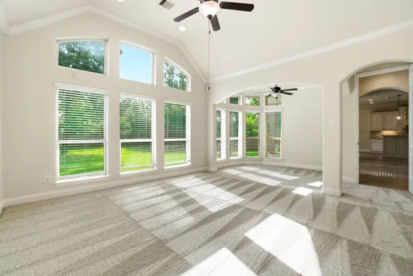 $565,000 | 131 Hunter Hollow Drive, Montgomery, TX 77316