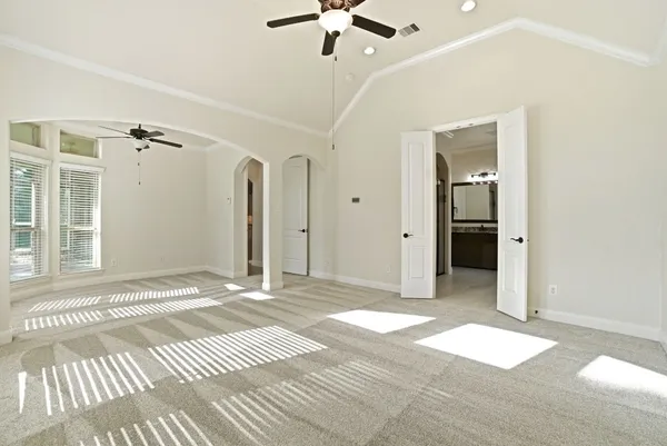 $565,000 | 131 Hunter Hollow Drive, Montgomery, TX 77316