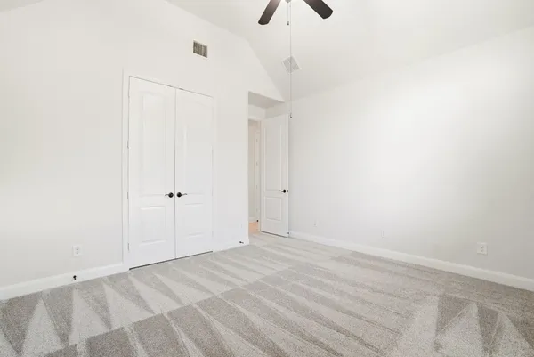 $565,000 | 131 Hunter Hollow Drive, Montgomery, TX 77316