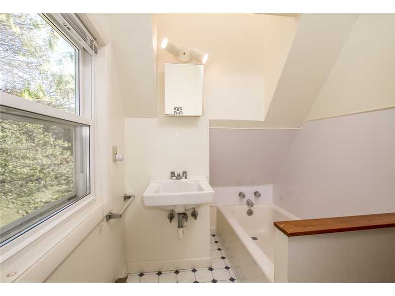 182 West Beach Road Charlestown, RI 02813 - Photo 12 of 20 Bathroom.