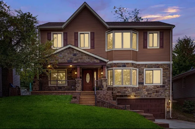 $850,000 | 3610 France Avenue South, St. Louis Park, MN 55416