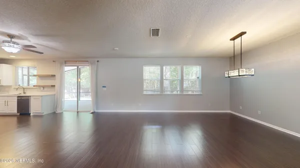 $2,750 | 1063 Collinswood Drive West, Jacksonville, FL 32225