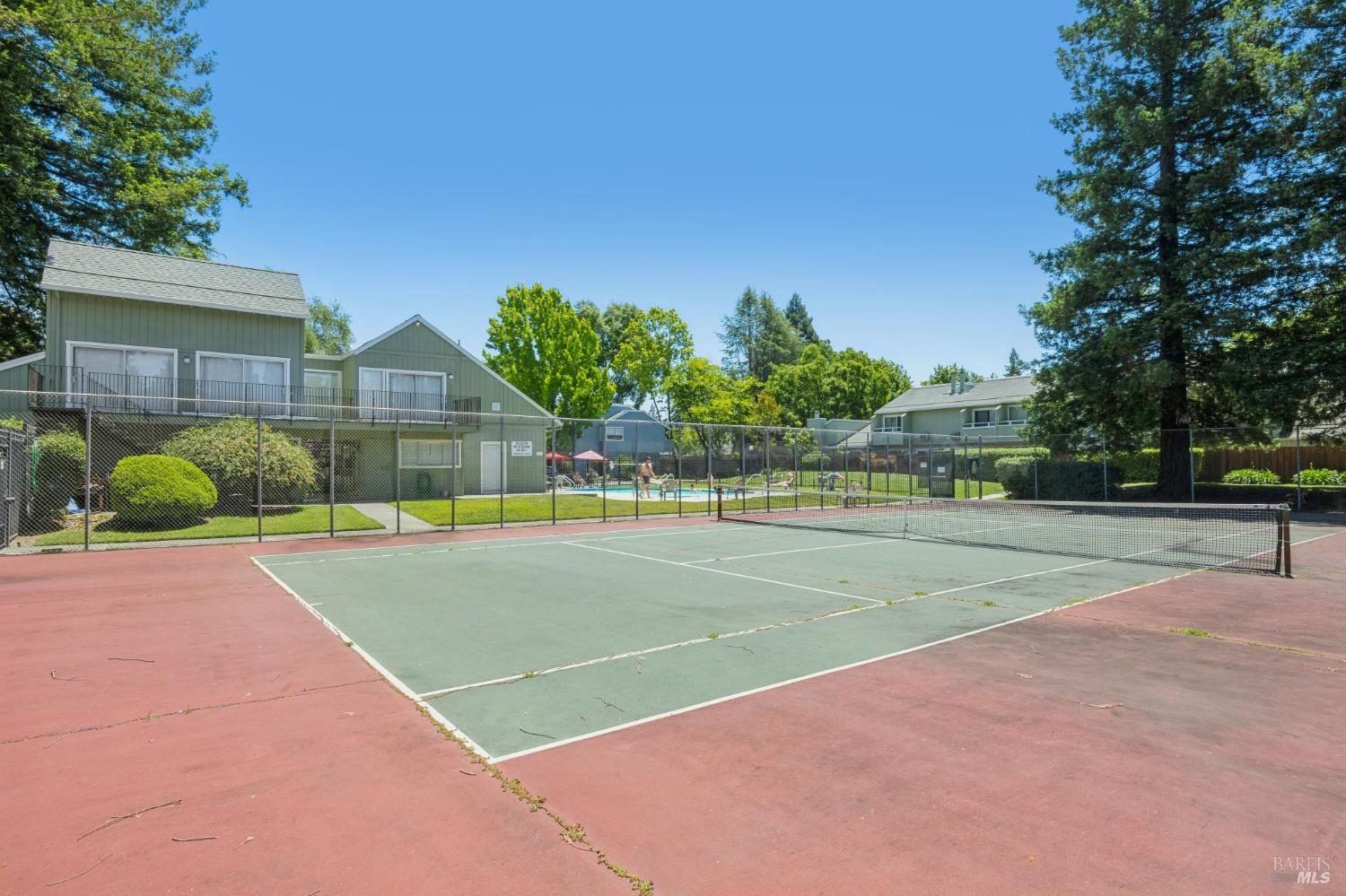 734 Racquet Club Circle Rohnert Park, CA 94928 - Photo 34 of 35