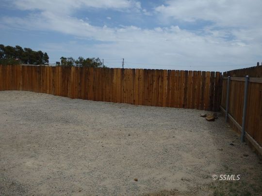412 North Mono Street Ridgecrest, CA 93555 - Photo 48 of 50 a view of a backyard