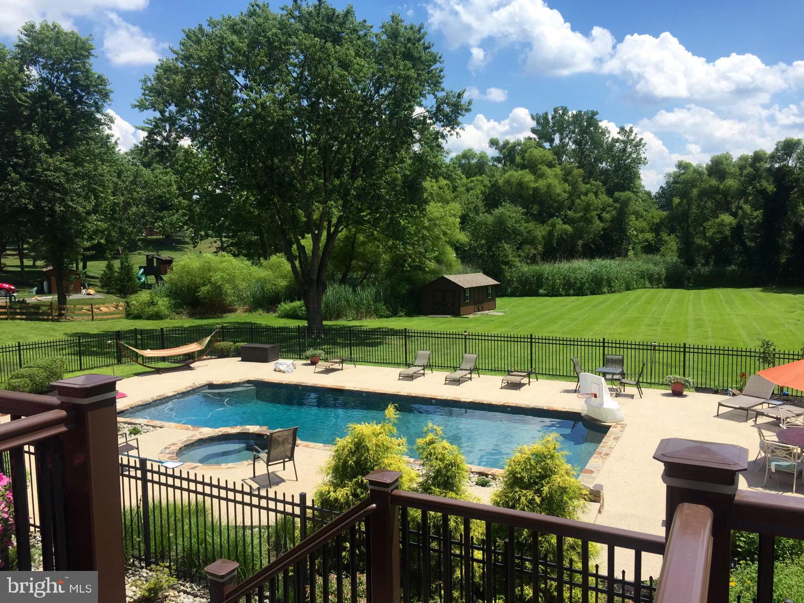924 Oakbourne Road West Chester, PA 19382 - Photo 9 of 54 Gallery Image 9