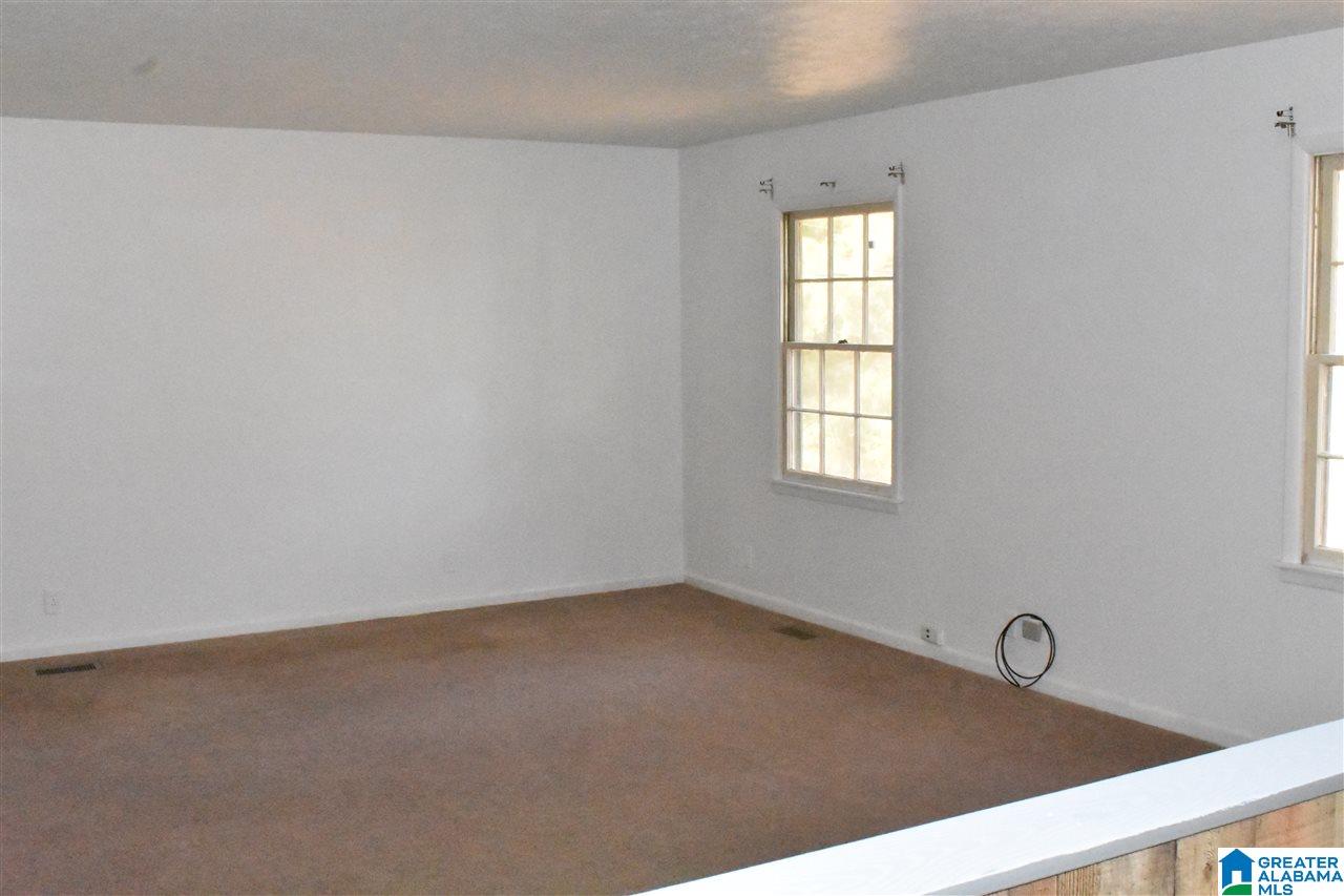 4124 Cloverdale Road Anniston, AL 36207 - Photo 10 of 29
