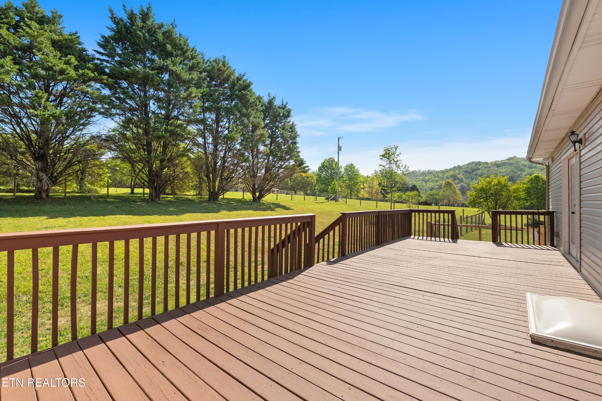 204 David Road Clinton, TN 37716 - Photo 30 of 38 Gallery Image 30